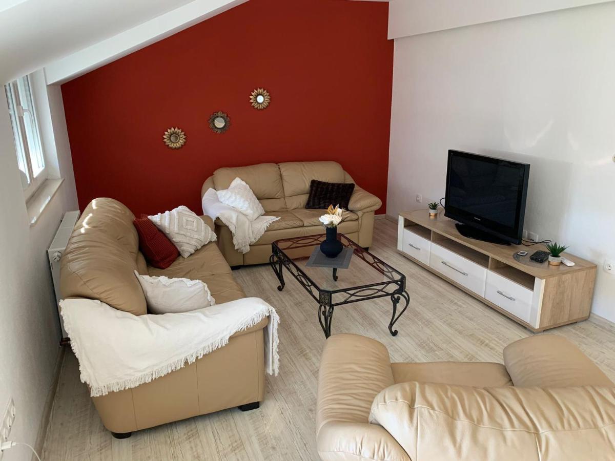 מוסטר Cityview Apartment Sane מראה חיצוני תמונה
